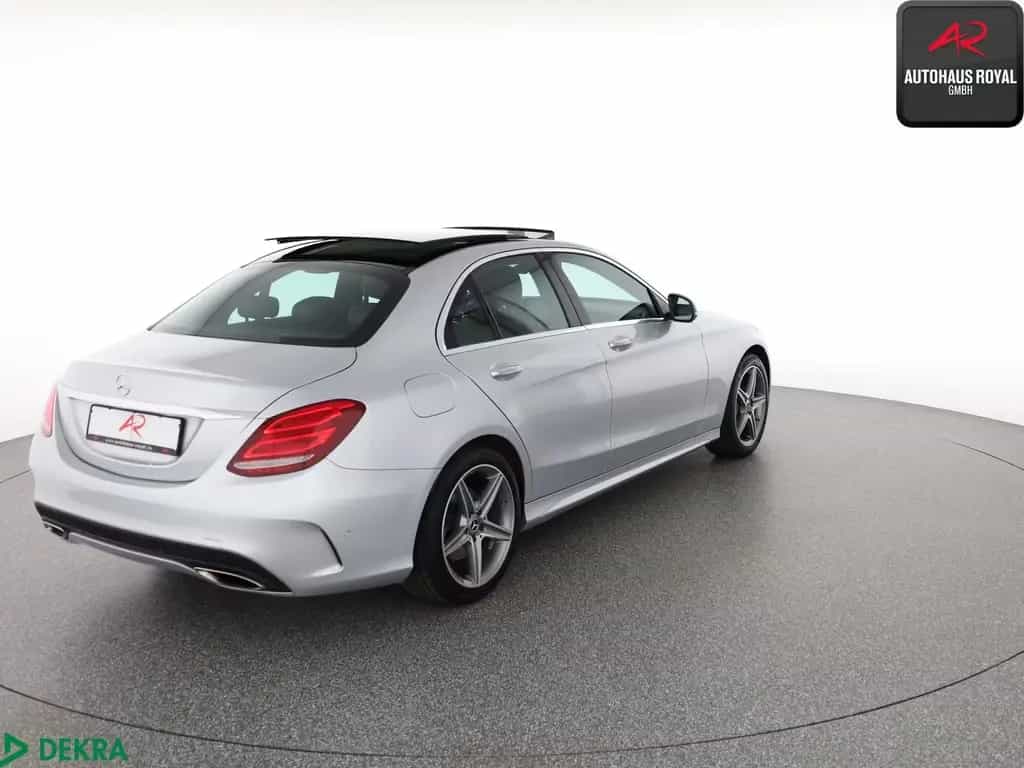 Mercedes-Benz C 300 AMG AIRMATIC HUD,360GRAD,COMAND,DISTRO,AHK 07/2017-photo-4