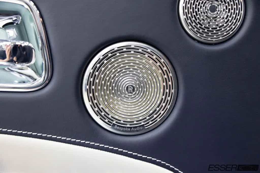 Rolls-Royce Ghost Black Badge | Bespoke | Theatre config. 09/2018-photo-10