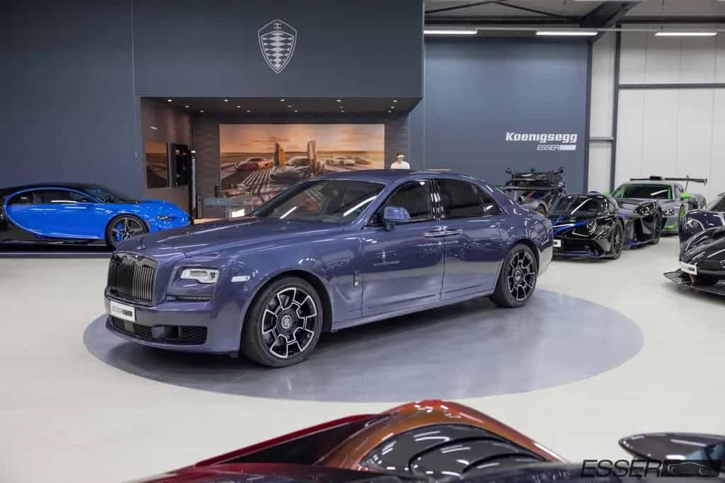 Rolls-Royce Ghost Black Badge | Bespoke | Theatre config. 09/2018-photo-3