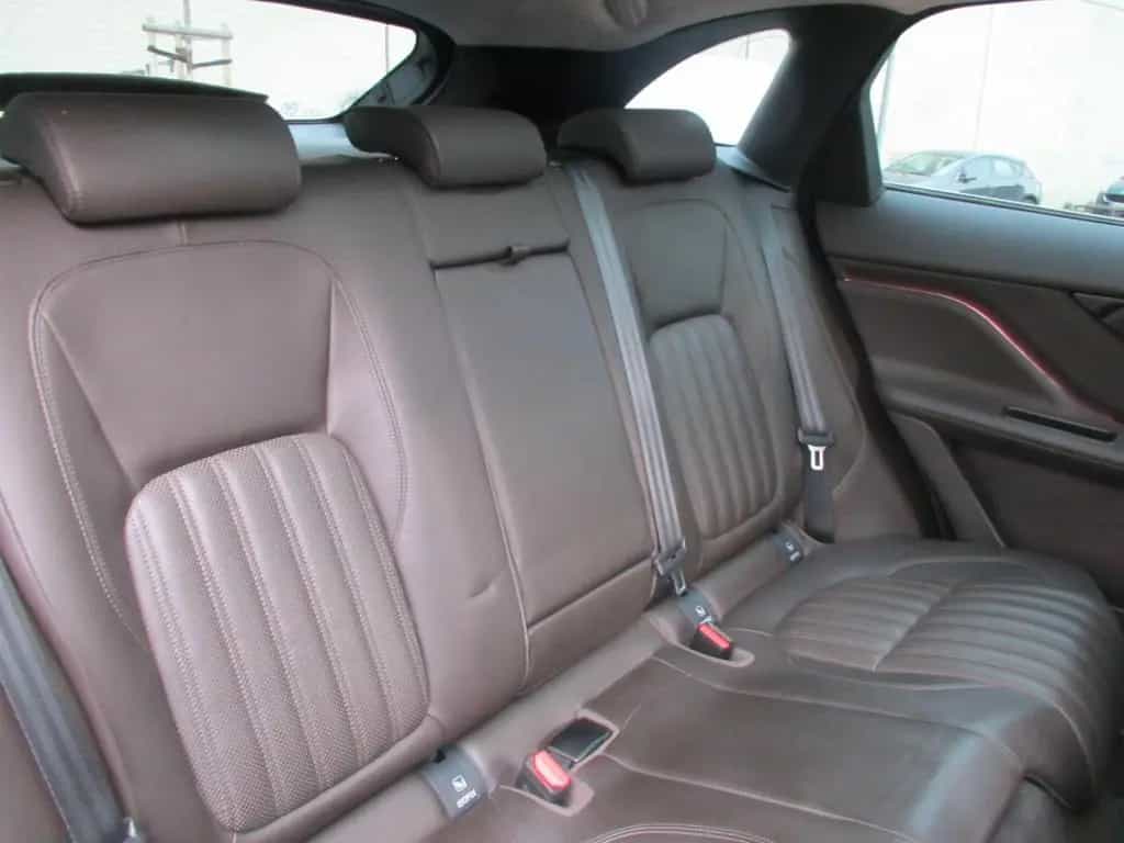 Jaguar F-Pace Portfolio AWD LED Panorama Leder Navi 02/2021-photo-11
