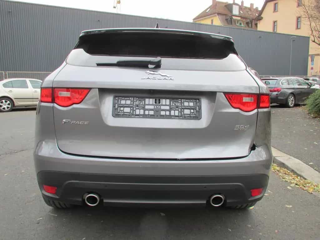 Jaguar F-Pace Portfolio AWD LED Panorama Leder Navi 02/2021-photo-6