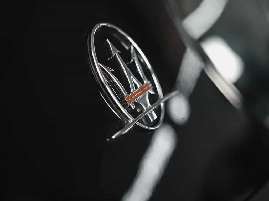 Maserati Granturismo S *F1*Carbon*Sportabgas*Alcantara* 08/2011-photo-26