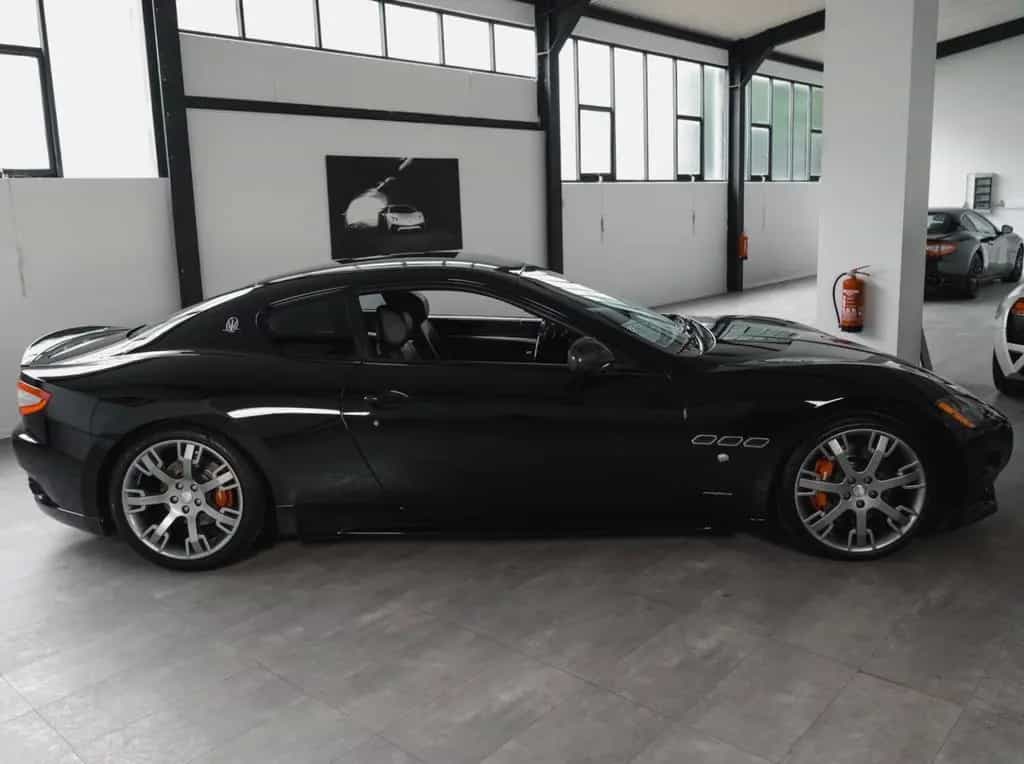 Maserati Granturismo S *F1*Carbon*Sportabgas*Alcantara* 08/2011-photo-3