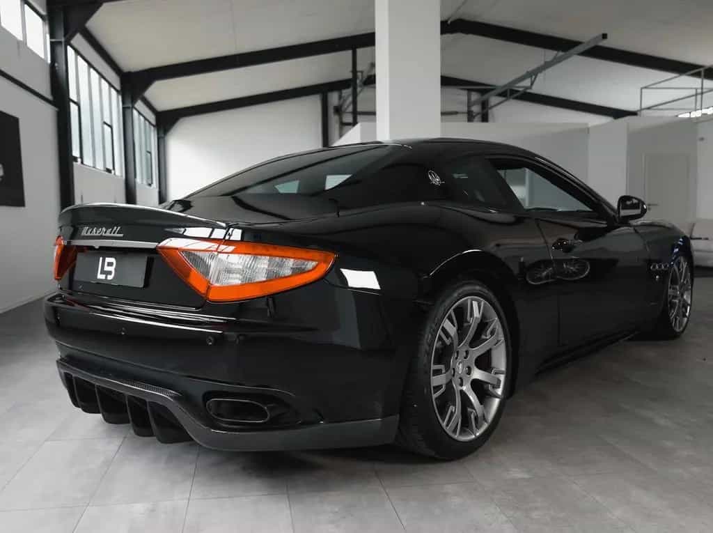 Maserati Granturismo S *F1*Carbon*Sportabgas*Alcantara* 08/2011-photo-5