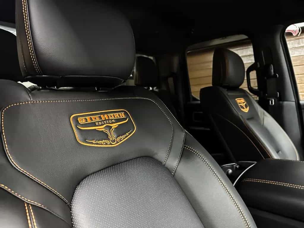 Dodge RAM BIG HORN 6.4 Box 4x4 5.7L 12/2020-photo-23