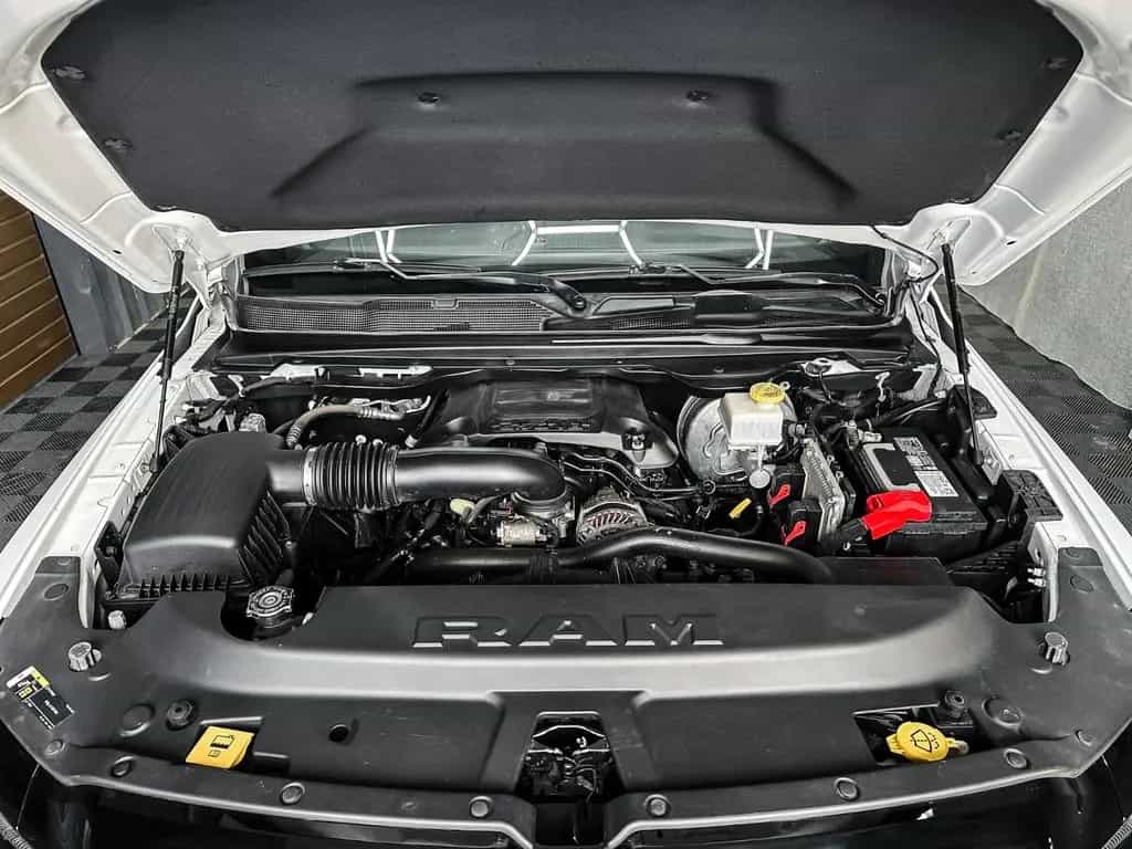 Dodge RAM BIG HORN 6.4 Box 4x4 5.7L 12/2020-photo-29