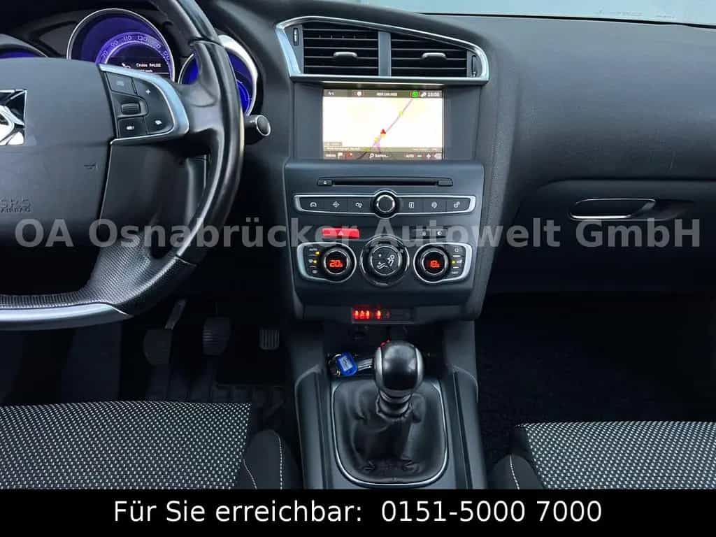 Citroën DS4 131PS Kamera SHZ Tempomat Navi KeyLess 11/2017-photo-19