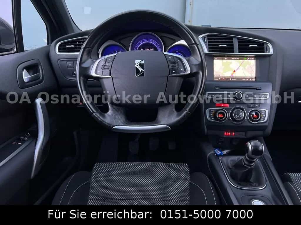 Citroën DS4 131PS Kamera SHZ Tempomat Navi KeyLess 11/2017-photo-20