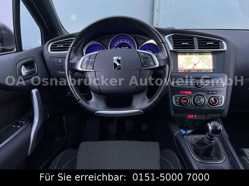 Citroën DS4 131PS Kamera SHZ Tempomat Navi KeyLess 11/2017-photo-21