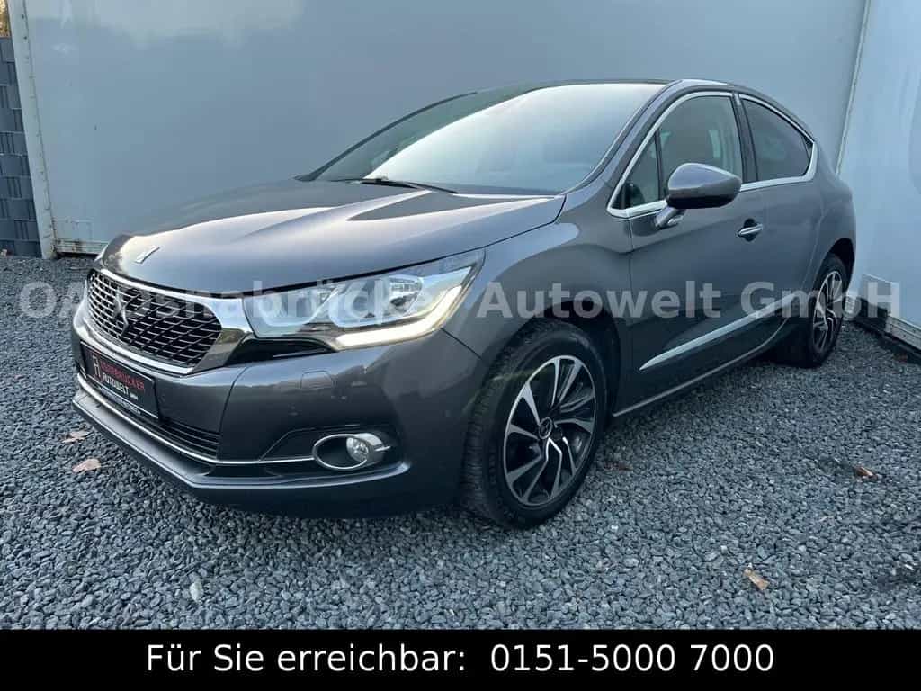 Citroën DS4 131PS Kamera SHZ Tempomat Navi KeyLess 11/2017-photo-23