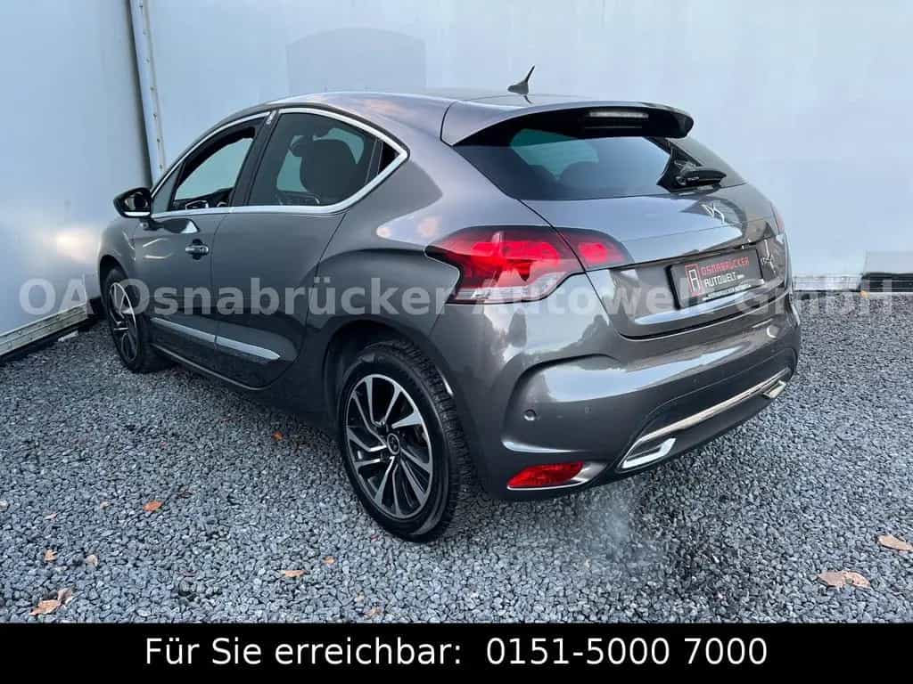 Citroën DS4 131PS Kamera SHZ Tempomat Navi KeyLess 11/2017-photo-3