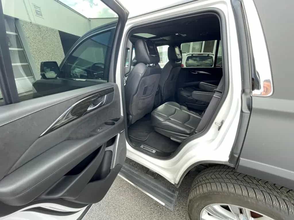 Cadillac Escalade 6.2 V8 Platinum Europamodel DVD-Multime 12/2017-photo-13