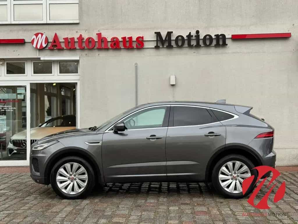 Jaguar E-Pace R-Dynamic S AWD Pano navi Kamera LED 08/2019-photo-7