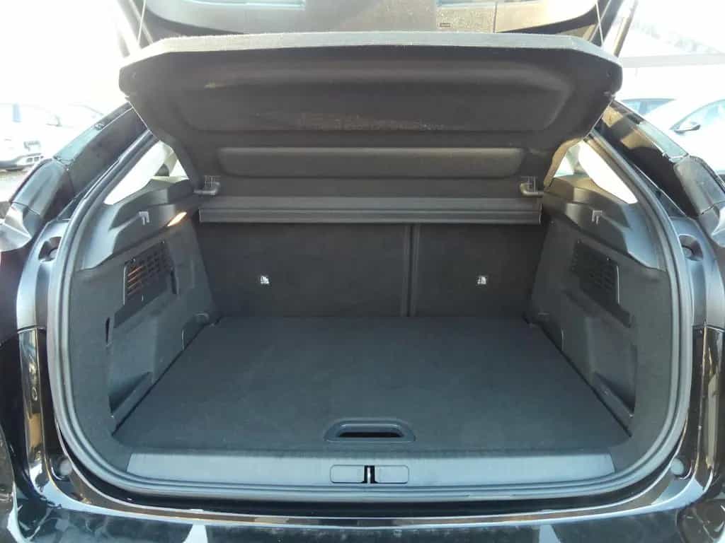 Citroën C4 PureTech 130 S&S EAT8 Feel Pack 11/2023-photo-14