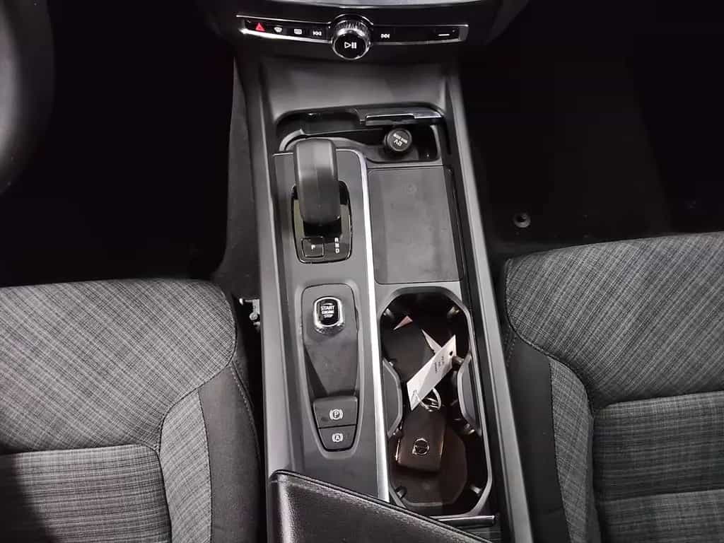 Volvo V60 B3 Essential Navi LED RFK 4xShz PDC 09/2022-photo-5