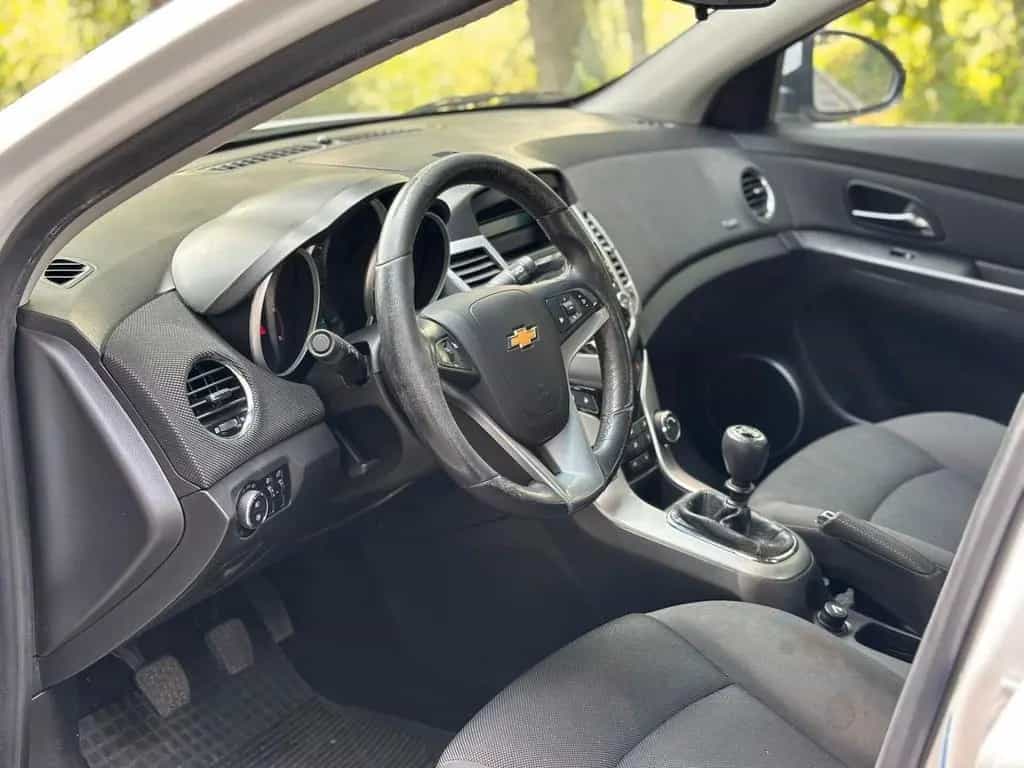 Chevrolet Cruze 2.0 Diesel 163CV 5 porte LT 11/2012-photo-12