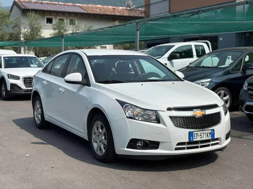 Chevrolet Cruze 2.0 Diesel 163CV 5 porte LT 11/2012-photo-2