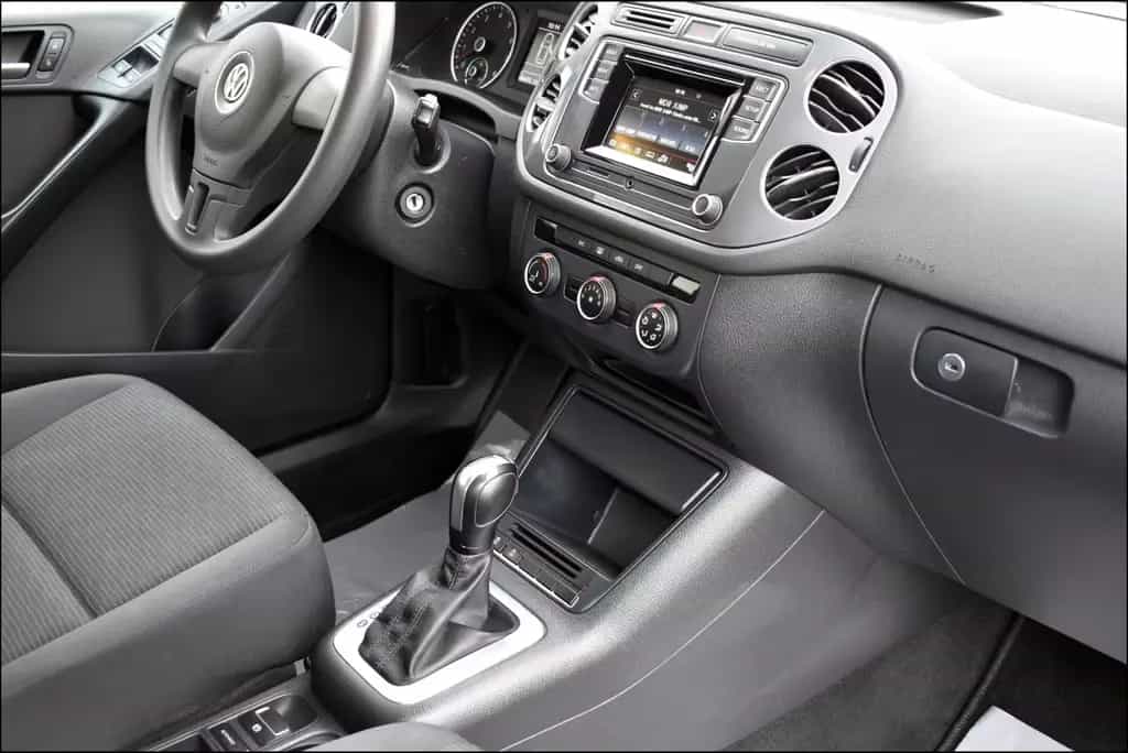 Volkswagen Tiguan Trend & Fun BMT TÜV 07/27 Garantie 01/2016-photo-18