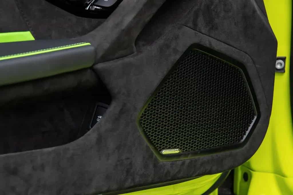 Lamborghini Huracán Tecnica V10 639PS Carbon 3.100km 06/2023-photo-8