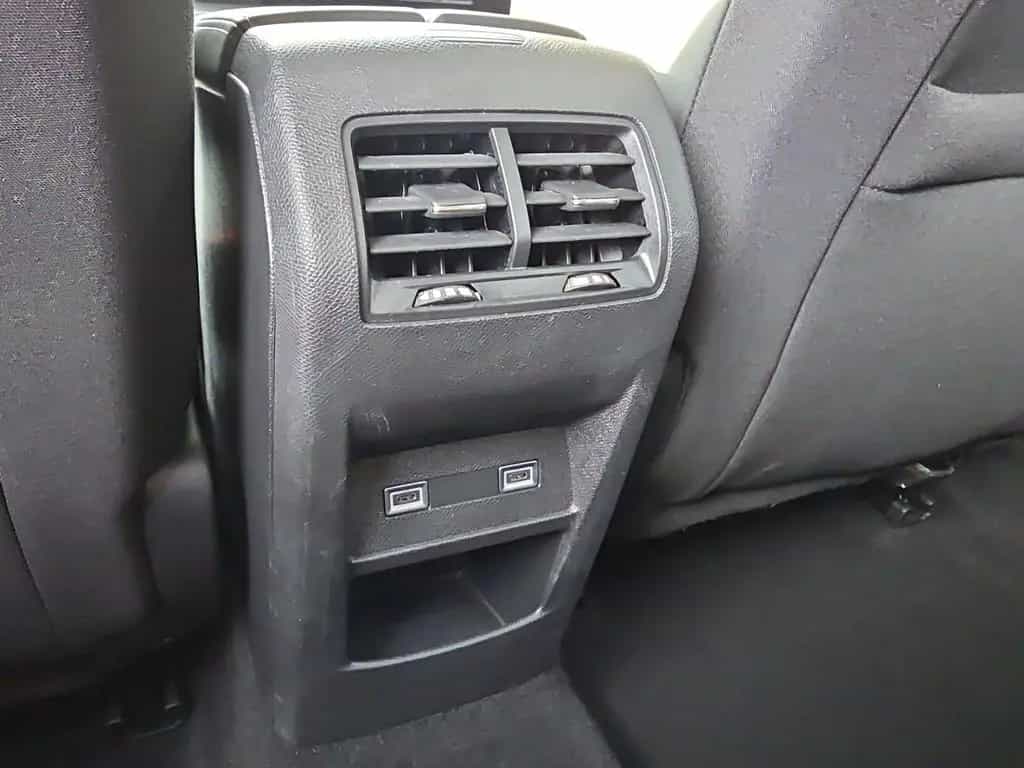 Peugeot 308 SW Allure Pack 1.5 BlueHDi Navi Kamera Induk 05/2023-photo-23