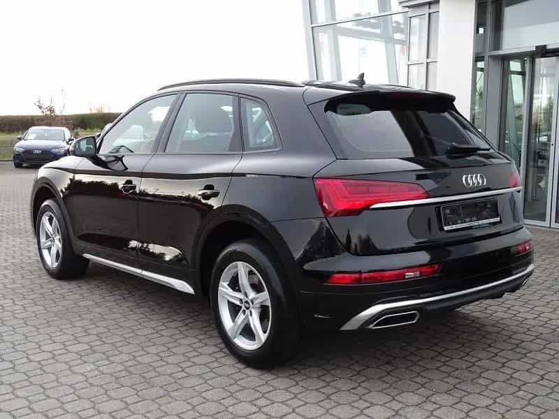 Audi Q5 40 TDI S Line quattro - Matrix / AHZV 09/2021-photo-3