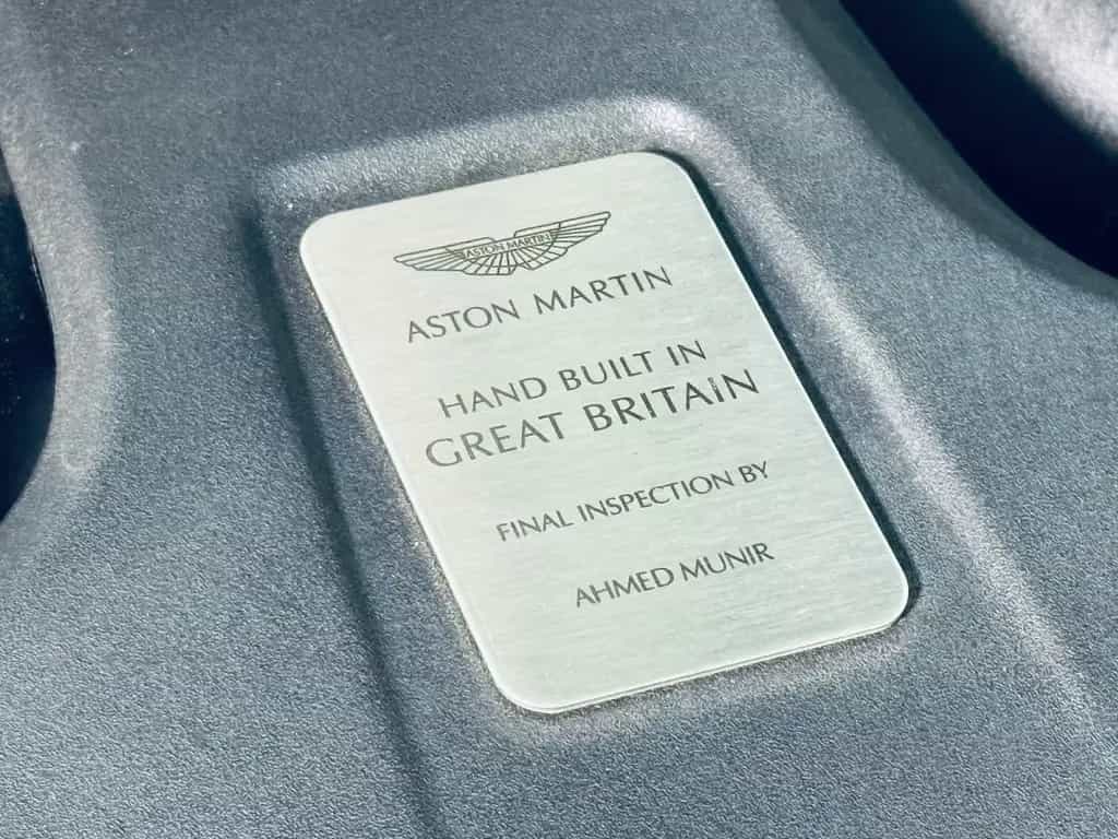 Aston Martin V8 Vantage F1 Satin Racing Green SIGNED 07/2022-photo-13