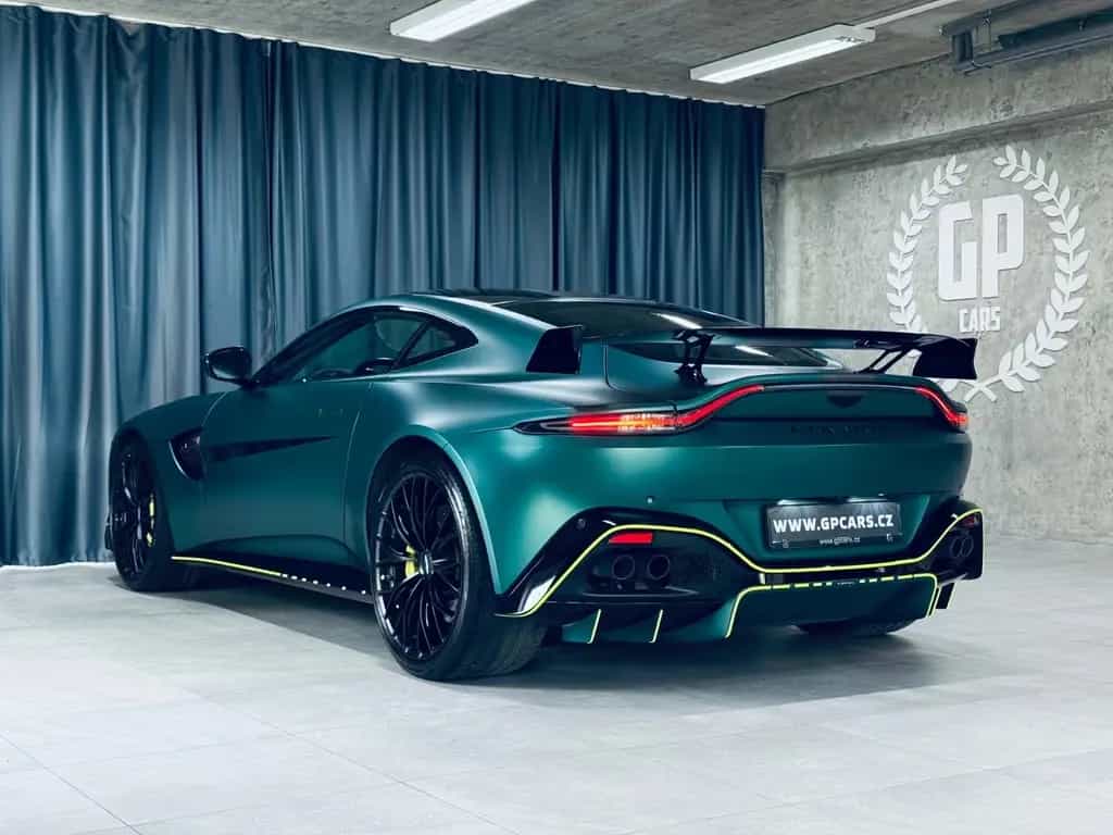 Aston Martin V8 Vantage F1 Satin Racing Green SIGNED 07/2022-photo-4