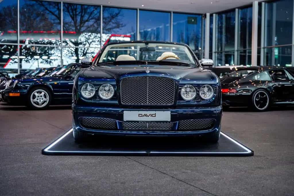 Bentley Azure Cabriolet*3. Hand*Wenig KM*Unfallfrei* 10/2007-photo-1