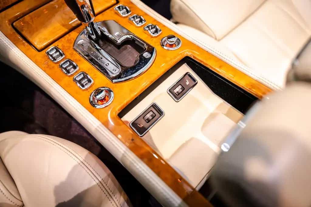 Bentley Azure Cabriolet*3. Hand*Wenig KM*Unfallfrei* 10/2007-photo-15