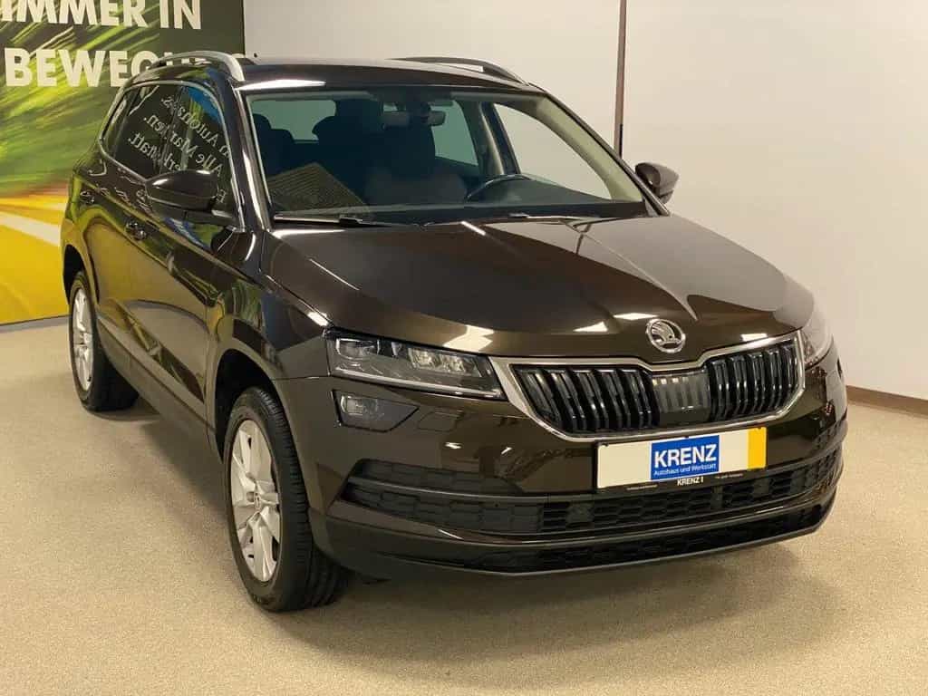 Skoda Karoq 1.5 TSI Style+AHK schwenk+LED+NAVIGATION+ 04/2018-photo-2