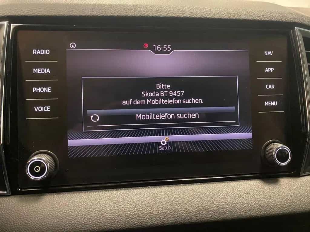 Skoda Karoq 1.5 TSI Style+AHK schwenk+LED+NAVIGATION+ 04/2018-photo-20