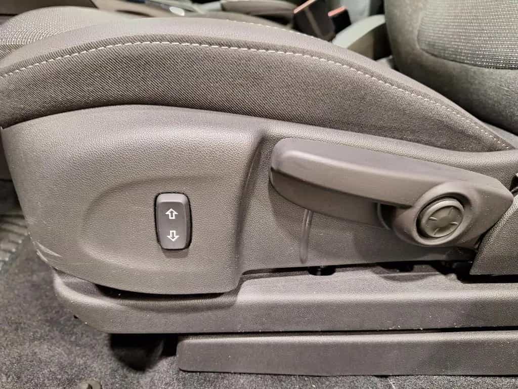 Opel Crossland 1.2 DI AT Elegance LED|SHZ|NAVI|180° 08/2023-photo-16