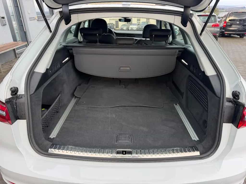 Audi A6 Avant 40 TDI | SPORT 09/2022-photo-11