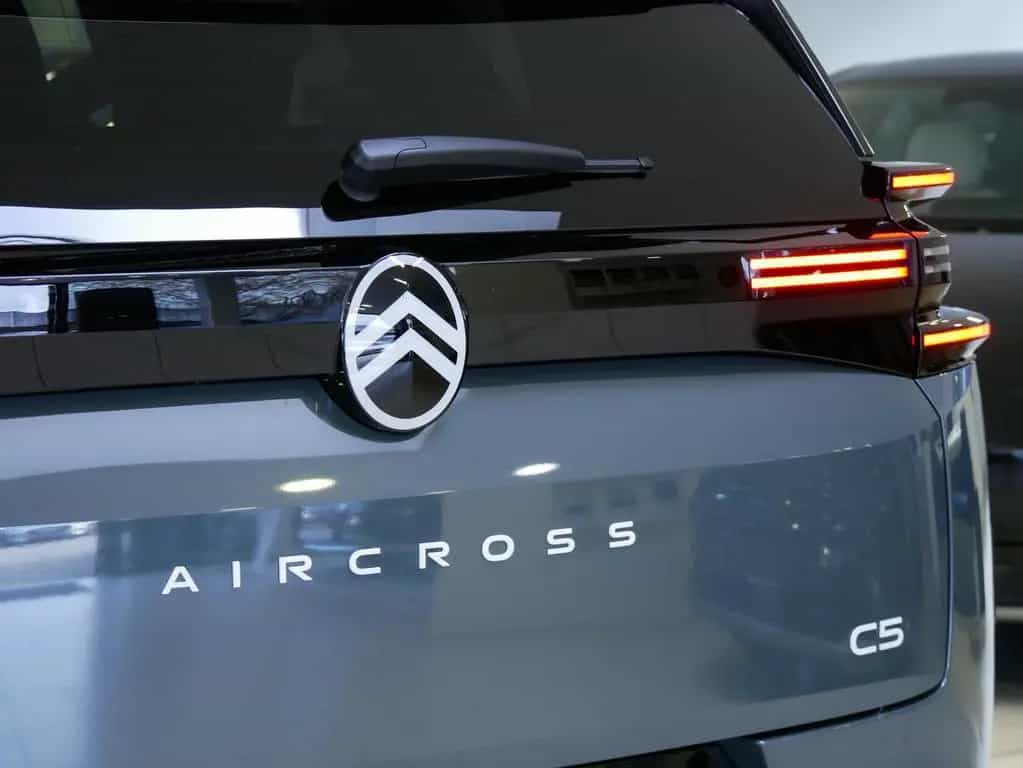Citroën C5 Aircross 145 Hybrid MAX Panorama 360°Kamera 03/2026-photo-10