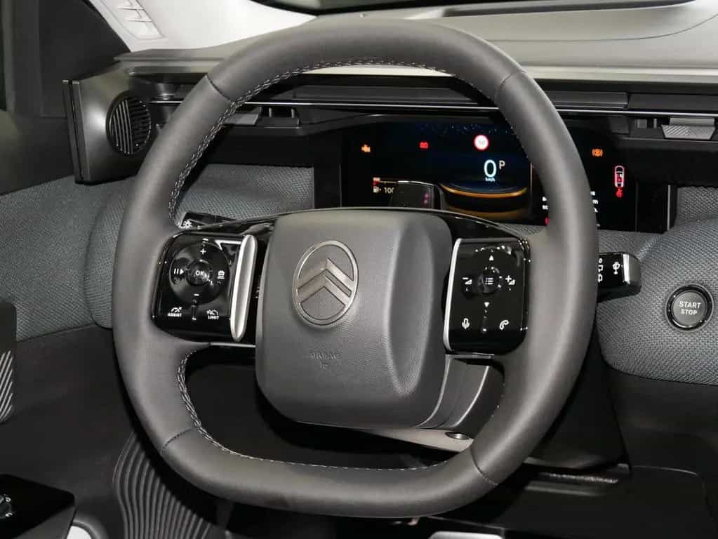 Citroën C5 Aircross 145 Hybrid MAX Panorama 360°Kamera 03/2026-photo-18