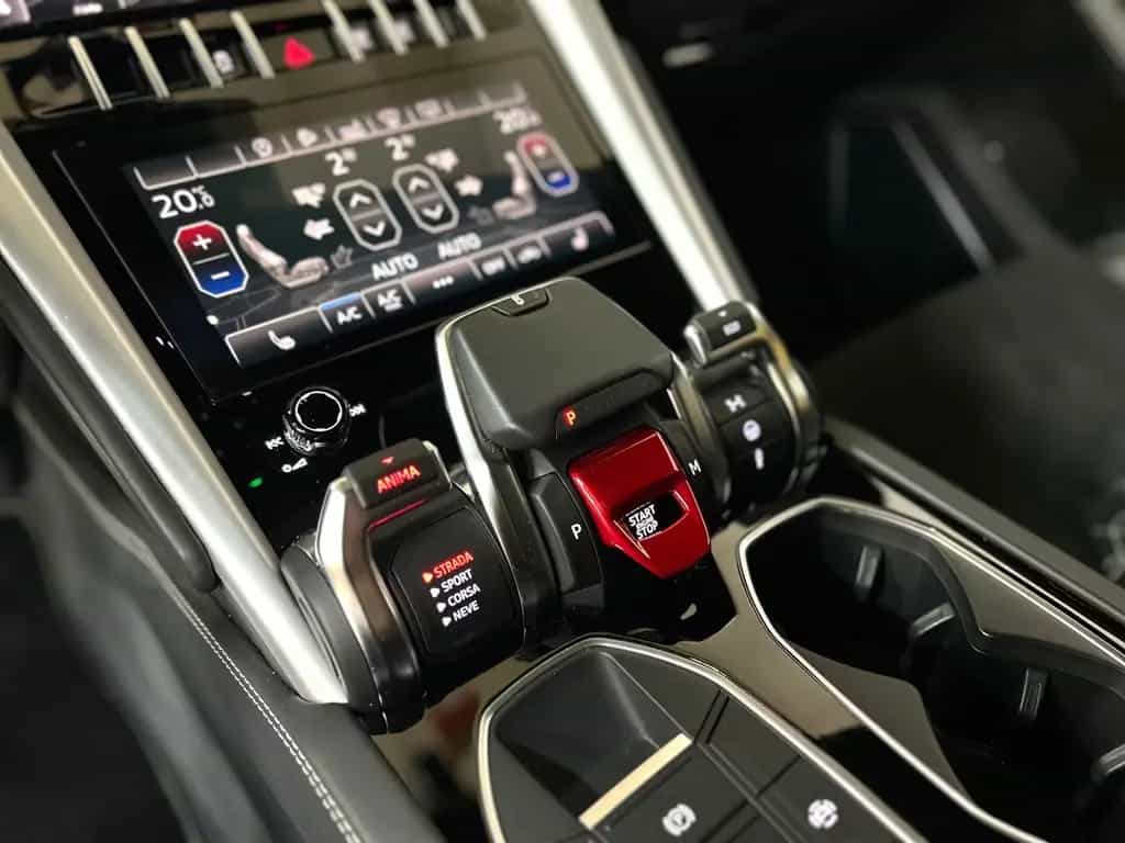 Lamborghini Urus 4.0 V8 | Giallo - Deutsch! 07/2020-photo-21