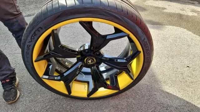 Lamborghini Urus 4.0 V8 | Giallo - Deutsch! 07/2020-photo-24