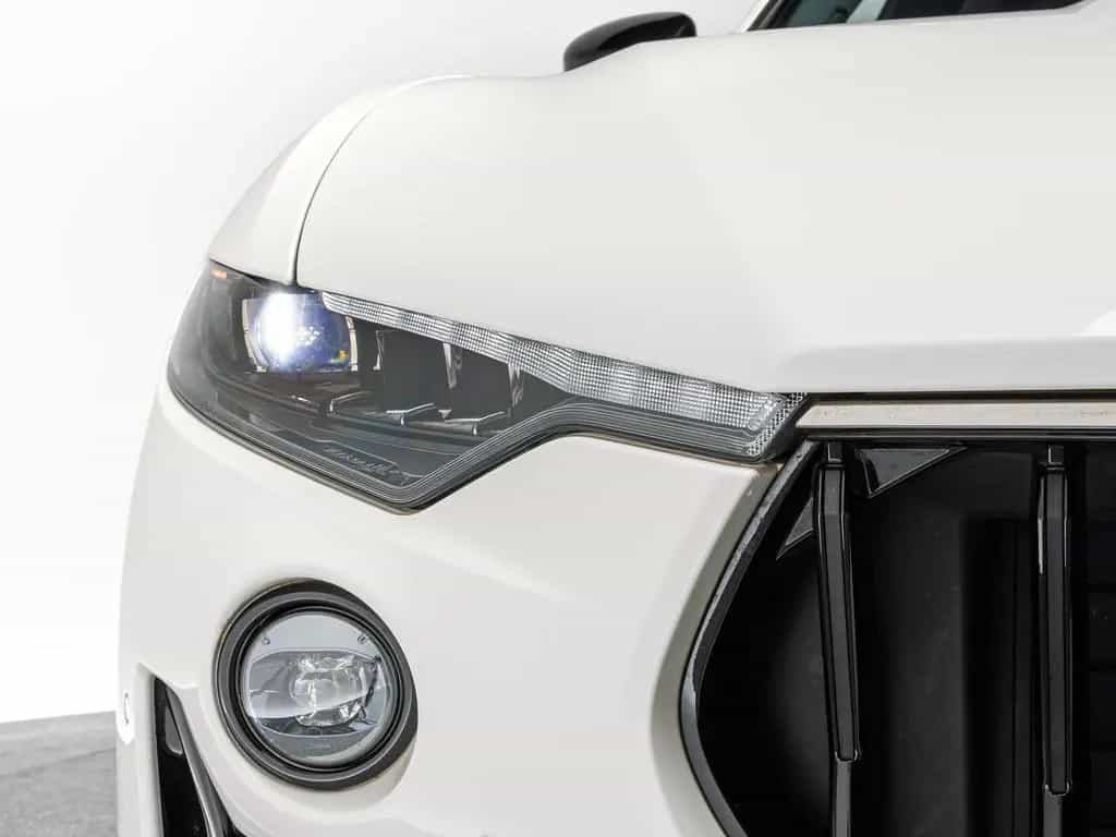 Maserati Levante Modena S Ultima PANO + 1. HAND 01/2024-photo-24