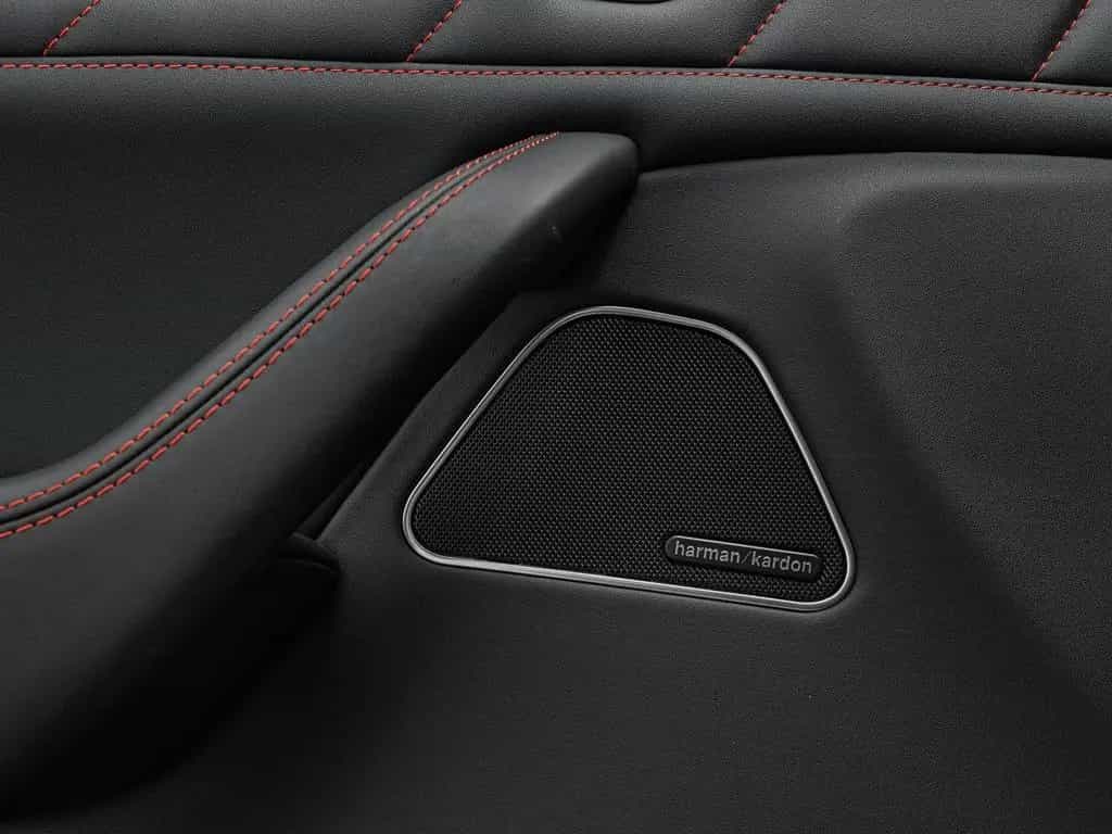 Maserati Levante Modena S Ultima PANO + 1. HAND 01/2024-photo-9