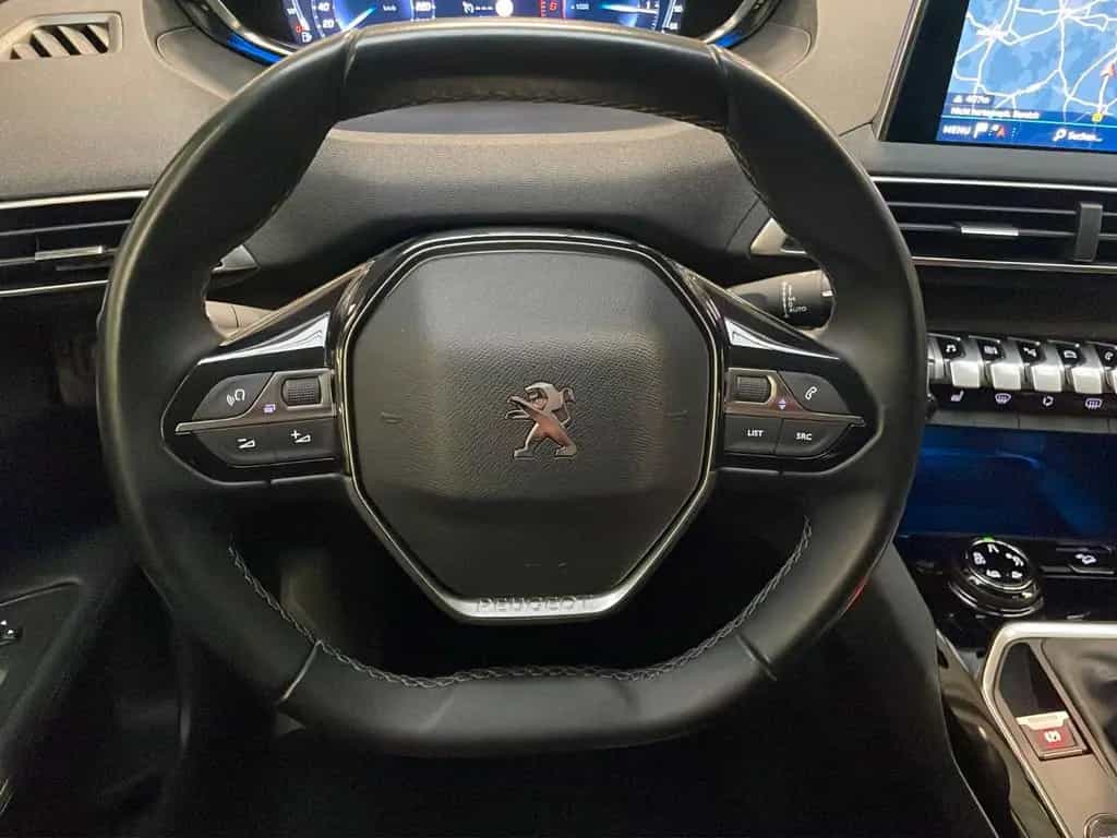 Peugeot 3008 Allure /LED/360°/Sitz Heizung/Elektr. Heck 09/2019-photo-13