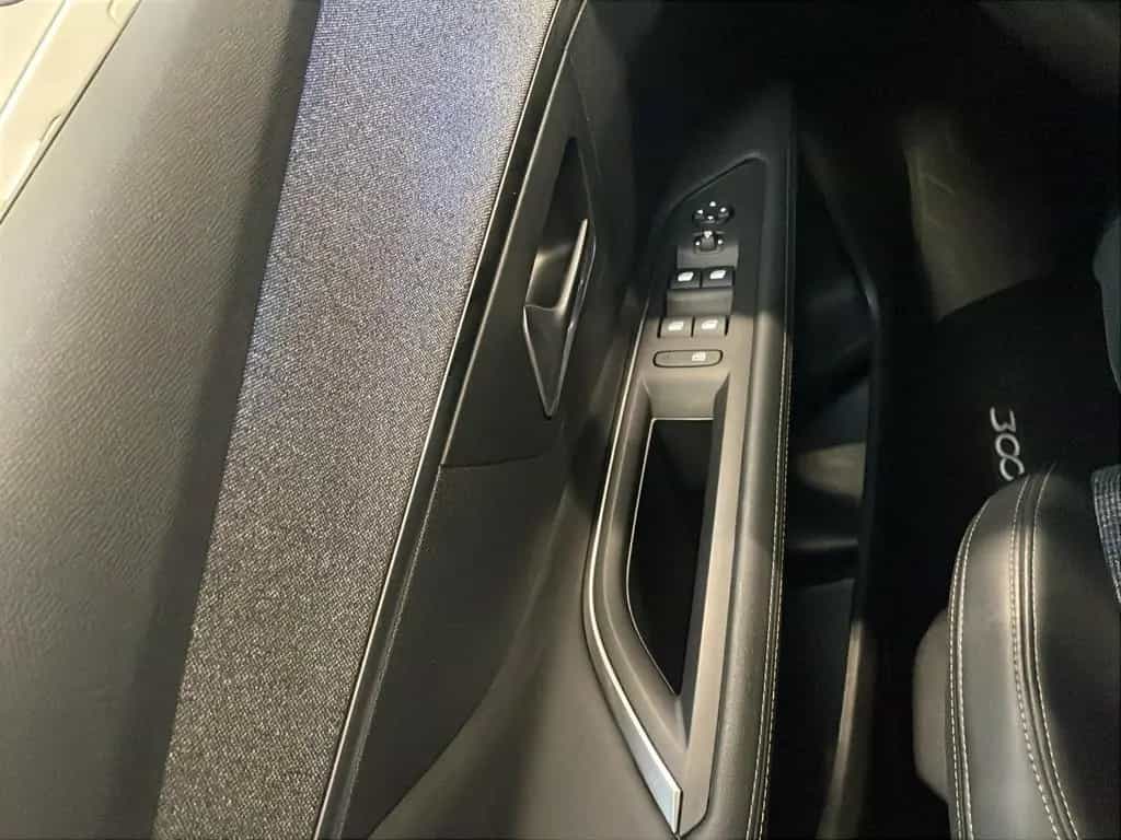 Peugeot 3008 Allure /LED/360°/Sitz Heizung/Elektr. Heck 09/2019-photo-21