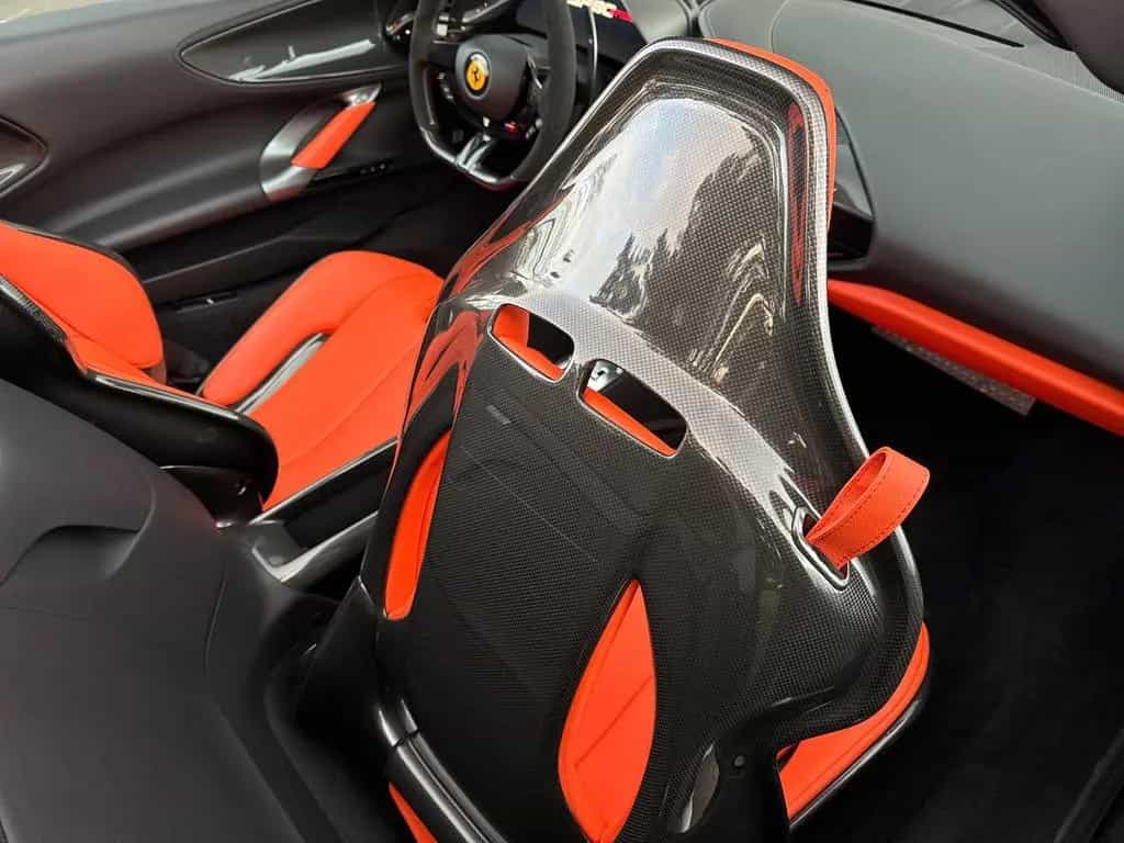 Ferrari SF90 Spider *Embleme*Navi*PDC*Klima*Leder* 08/2023-photo-20