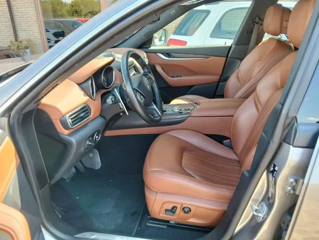 Maserati Levante V6 Diesel AWD 04/2017-photo-3