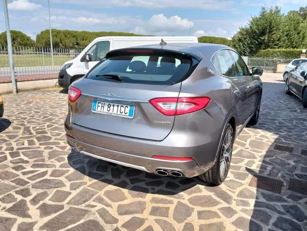 Maserati Levante V6 Diesel AWD 04/2017-photo-6