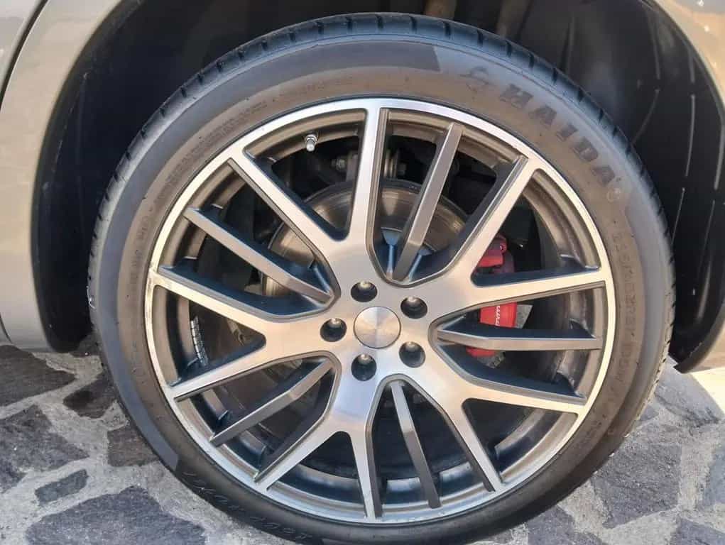 Maserati Levante V6 Diesel AWD 04/2017-photo-8