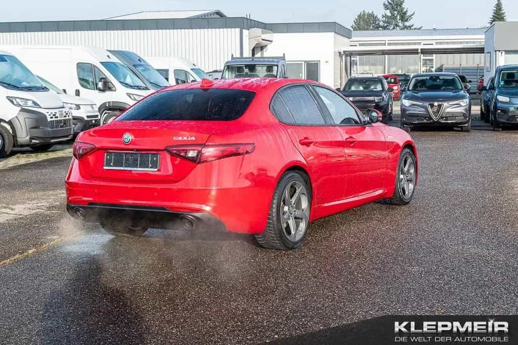 Alfa Romeo Giulia Sprint 2.0 Turbo 16V 147kW (200 PS) AT 03/2023-photo-4