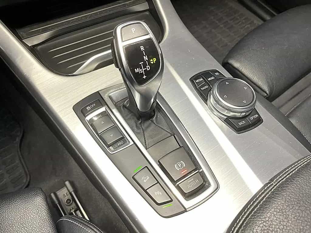 BMW X3 30d xDrive Aut M Sport XENON HUD PANO H&K NAV 11/2016-photo-28