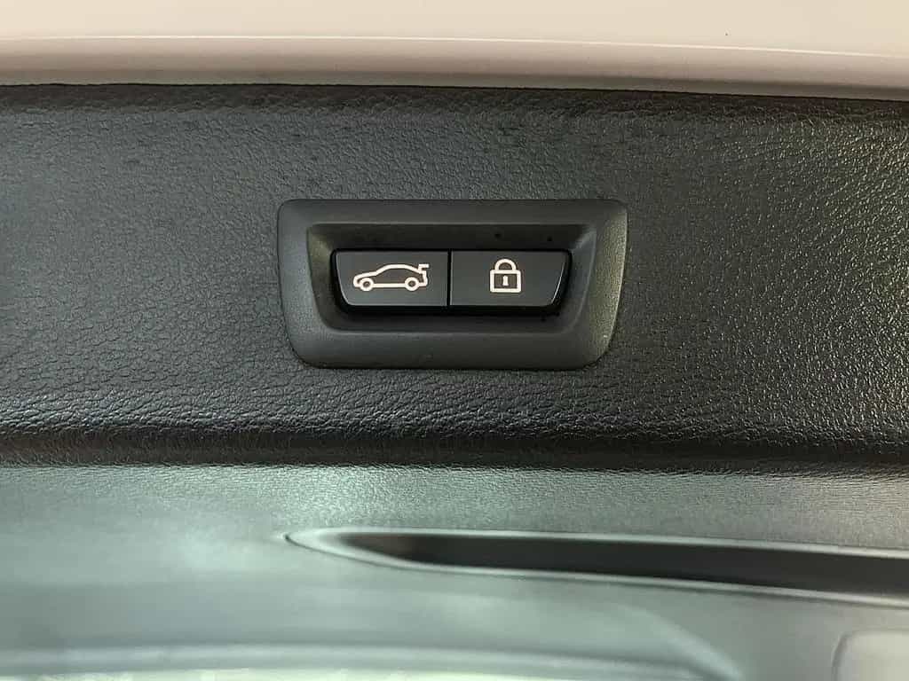 BMW X3 30d xDrive Aut M Sport XENON HUD PANO H&K NAV 11/2016-photo-33