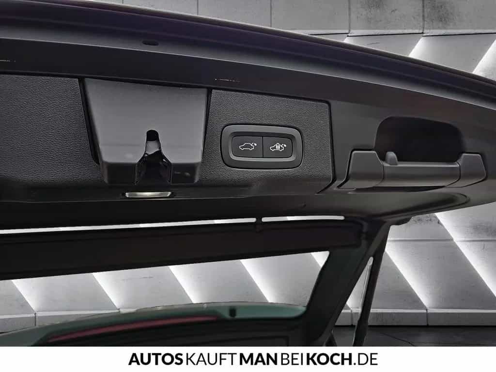 Volvo XC60 B4 D Plus Dark ACC BLIS V-LED 4xSHz MEM H&K 09/2023-photo-16