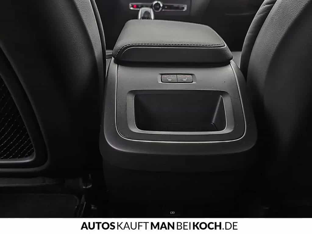 Volvo XC60 B4 D Plus Dark ACC BLIS V-LED 4xSHz MEM H&K 09/2023-photo-30